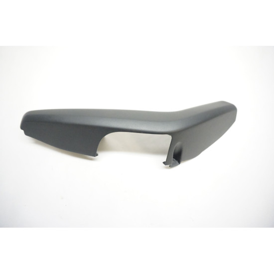 2013-2017 AUDI Q5 SQ5 Driver Door Arm Rest 8R1867173 2013-2017 AUDI Q5 SQ5 Driver Door Arm Rest 8R1867173