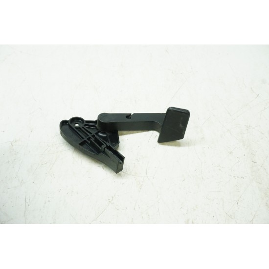 2002-2005 AUDI A4 1.8T Hood Release Handle 8E1823533B