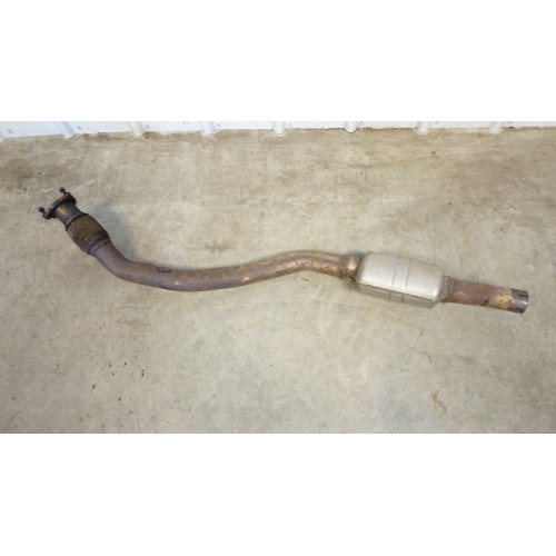2009 2010 2011 2012 Audi Q5 A4 A5 3.2L V6 Right Downpipe Resonator