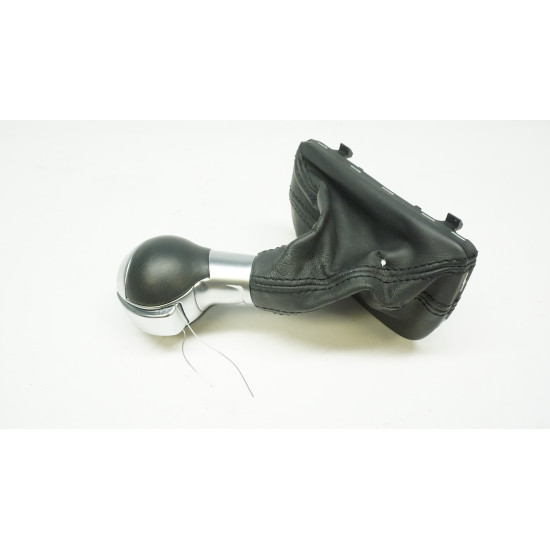 2011-2013 AUDI 8P A3 Shift Knob and Boot 8X1713141