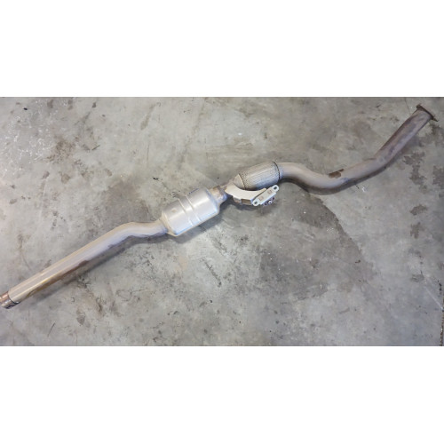 2011 2012 AUDI A8 - 4.2L V8 Passenger Side Exhaust Downpipe Resonator