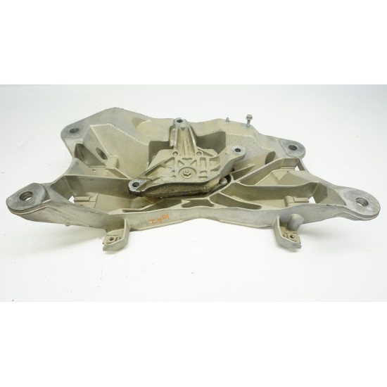 2011 2012 Audi A8 4.2L V8 Transmission Mount Bracket Cross Brace