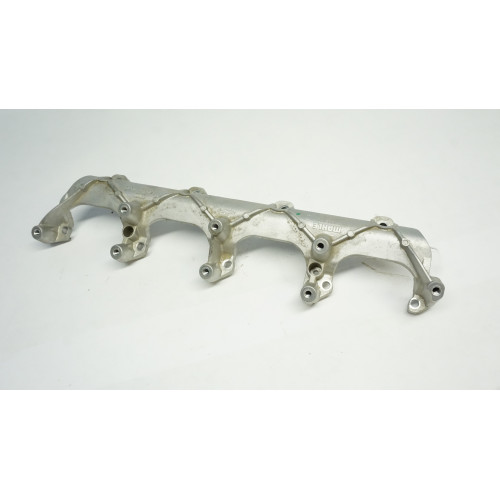 2011-2012 AUDI A8 - V8 Fuel Rail Bracket 079133340C