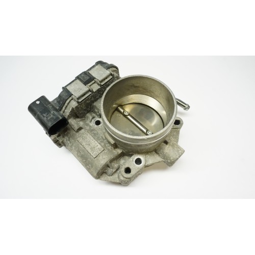 2012-2014 Volkswagen Passat 2.5L Engine Throttle Body 07K133062A