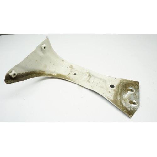 2012-2014 Volkswagen Passat Driver Fender Support Bracket Left