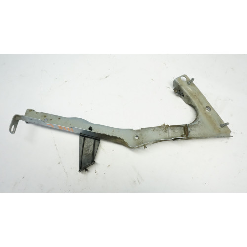 AUDI A5 - LEFT Fender Support Bracket 2008-2017