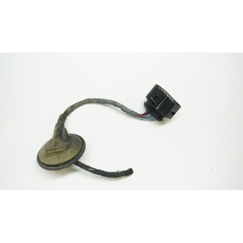 2005-2008 Audi A6 Headlight Pig Tail Plug 1J0973735