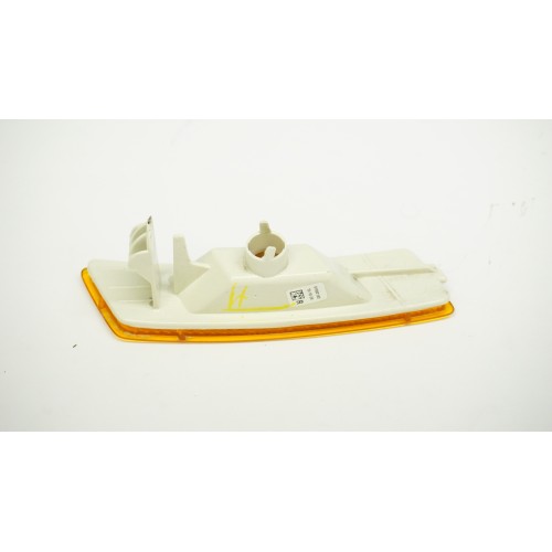 2019-2021 Volkswagen Tiguan Front Bumper Side Marker Reflector Right 5C5945072A