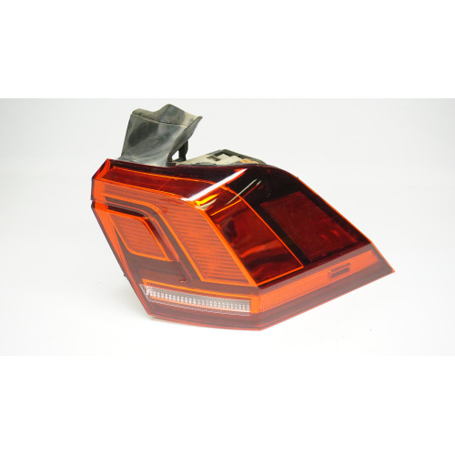 2019-2021 Volkswagen Tiguan Right Brake Light Tail Lamp Genuine OEM