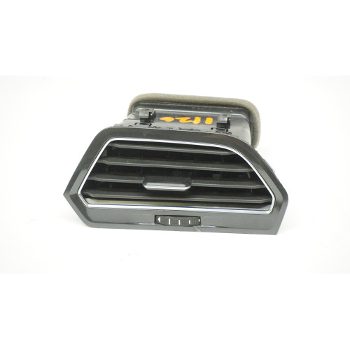 2019-2021 Volkswagen Tiguan Passenger Dash Heat / Air Conditioning Vent Right