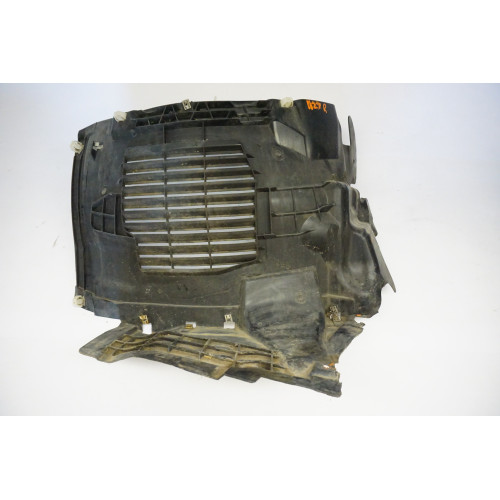 2014 2015 AUDI RS7 FRONT Fender Liner Right Front 4G8821192B