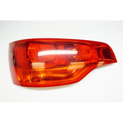 2007-2009 AUDI Q7 TAIL GATE Brake Lamp Light Left 4L0945093A