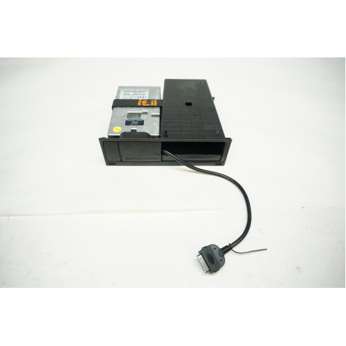 2009-2017 B8 AUDI A4 A5 Q5 AMI Multi Media Audio Interface IPOD 8T0035785A