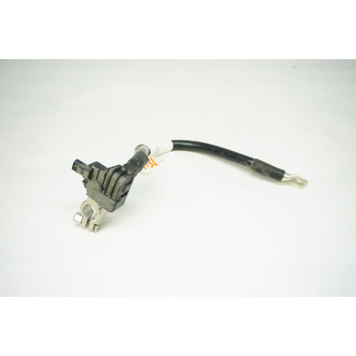 2009-2012 Audi Q5 Battery Ground Wire and Fuse 8R0915181