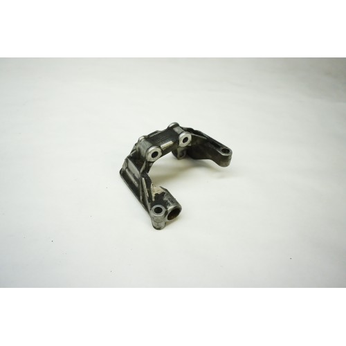 2009-2012 AUDI Q5 V6 Power Steering Pump Bracket 06E145393E