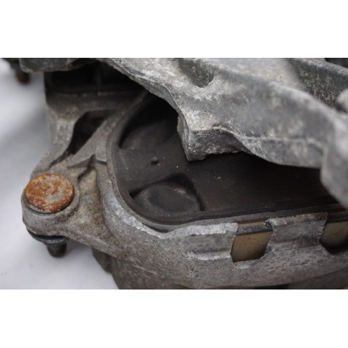 Audi RS7 Transmission Mount 4G0399153A