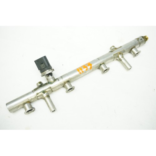 2015 2016 AUDI A3 1.8T High Pressure Fuel Injector Rail 06K133317G