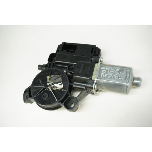 2018 2019 Volkswagen Beetle Coupe Passenger Window Motor 6R0959802DR