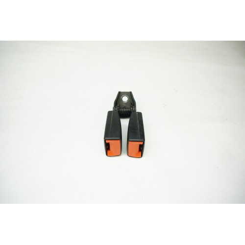 2012-2019 Volkswagen Beetle REAR Seat Belt Buckles 5C5857739C