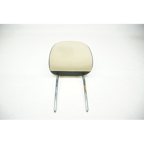 2018 Volkswagen Beetle Drivers Seat Headrest 5C5881901