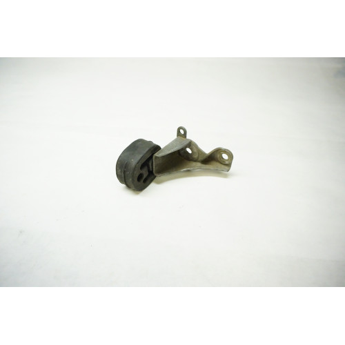 2014-2018 AUDI RS7 Middle Exhaust Hanger Bracket 4G0253144B