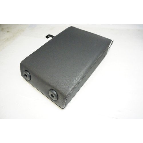 2016 2017 Volkswagen Tiguan Rear Seat Arm Rest Console 5M0886327T