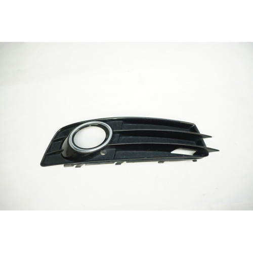 2010-2013 Audi A3 TDI Passenger Fog Light Grille Right 8P0807682K