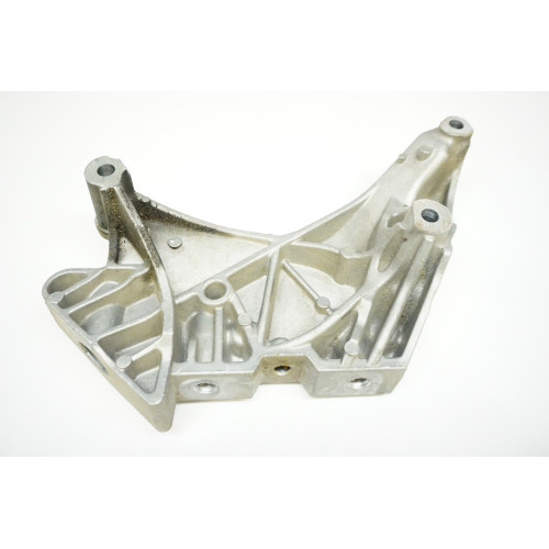 Volkswagen Jetta Beetle Tiguan Passat Engine Support Bracket Right 06K199207A