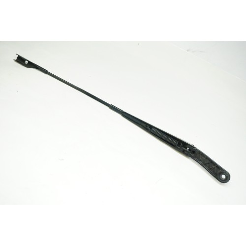 2015-2018 Audi Q3 RIGHT Windshield Wiper Arm 8U1955408A