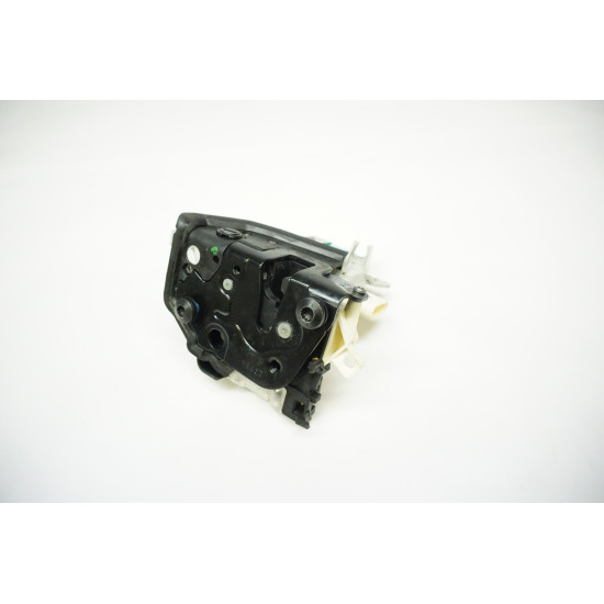 2015-2018 Audi Q3 REAR LEFT Door Lock Latch Actuator 8K0839015D