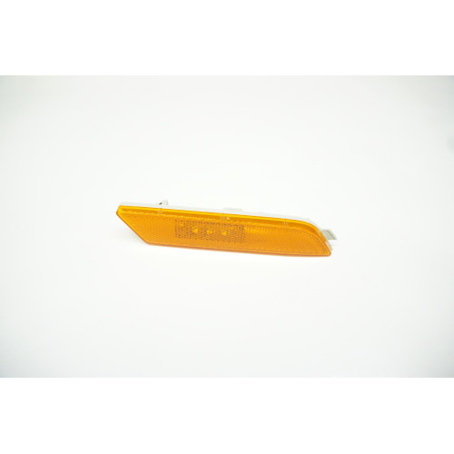 2015-2018 AUDI Q3 Front Bumper Side Marker Reflector Right 8U0945072