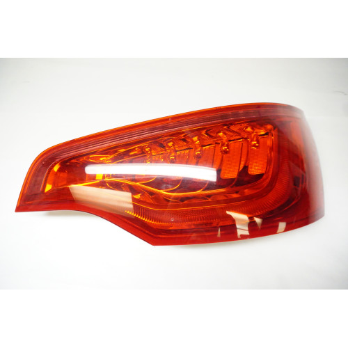 2011-2015 AUDI Q7 Passenger Side Brake Lamp / Tail Light 4L0945094G Right