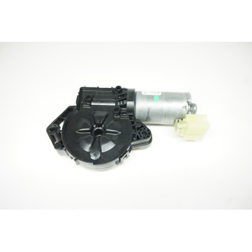 18-20 AUDI Q5 Sunroof Shade Motor OEM
