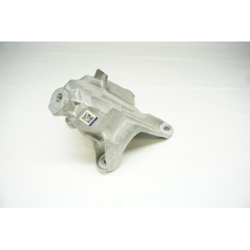 18-20 AUDI Q5 2.0T- LEFT Engine Mount Bracket 80A199307D