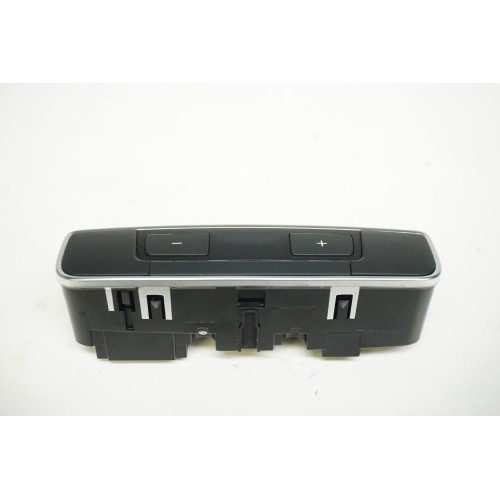 2017-2020 AUDI A4 Rear Occupants Heater / Air Conditioning Controller 8W0919158