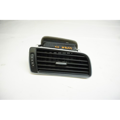 2012-2015 Volkswagen Passat Heat and Air Conditioning Dash Vent Right 561819704