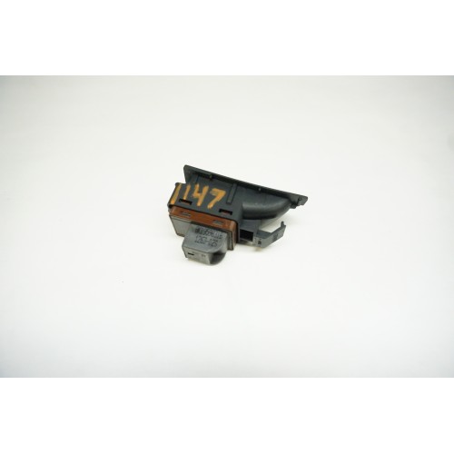 2013-2016 AUDI A4 ALLROAD POWER TRUNK SWITCH BUTTON 8K0 959 831 B