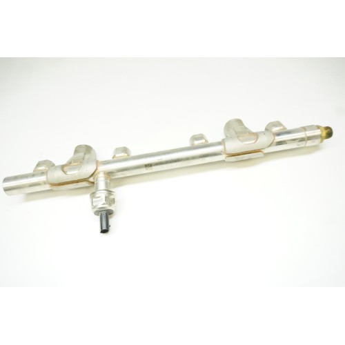 2018-2020 AUDI Q5 2.0T Fuel Rail 06L133317N