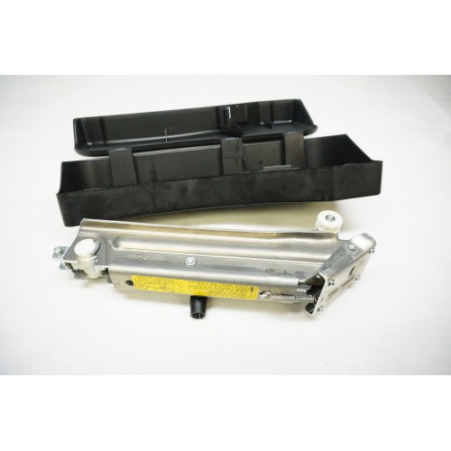 2004-2010 Audi A8 Emergency Roadside Scissor Jack 4E0011031A