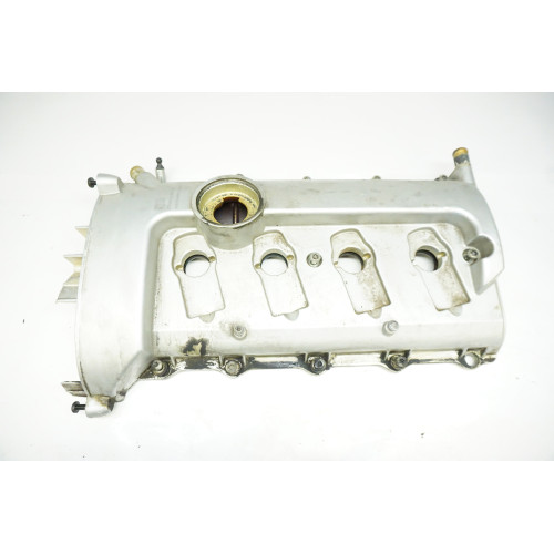 AUDI A8 4.2L V8 DRIVER SIDE ENGINE VALVE COVER - LEFT 077103471T