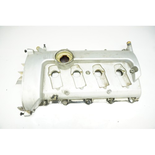 AUDI A8 4.2L V8 DRIVER SIDE ENGINE VALVE COVER - LEFT 077103471T