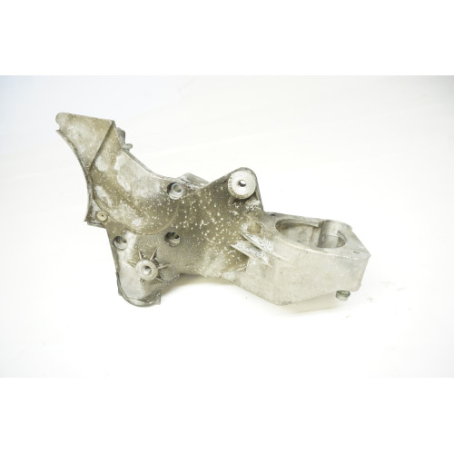 2004-2006 Audi A8 4.2L V8 Pulley Bracket 077121235Q