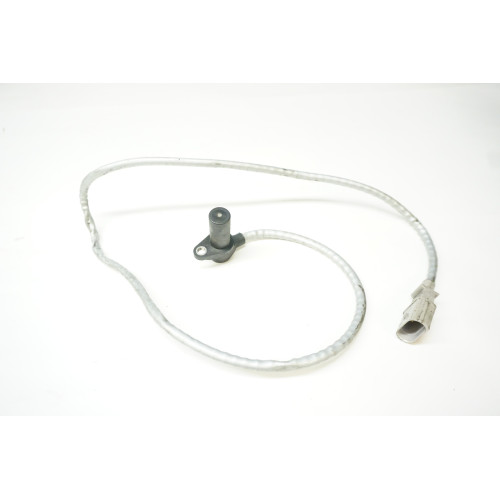 2004-2006 AUDI A8 Engine Crankshaft Position Sensor 4.2L V8 077905381J OEM