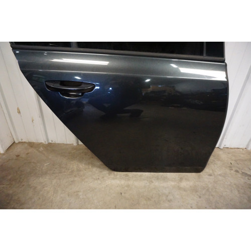 10-14 Volkswagen Golf GTI Rear Passenger Door 5K6833056K