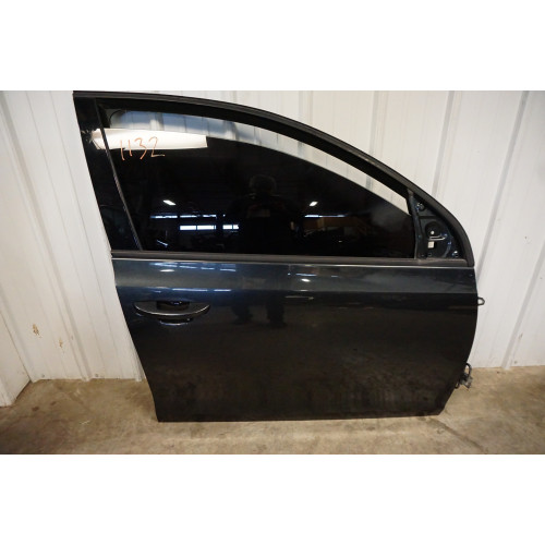10-14 Volkswagen Golf GTI Passenger Front Door 5K4831056H