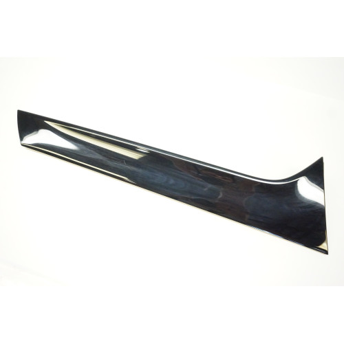 2018-2021 Audi Q5 Trunk Lid Rear Window Trim Right Passenger Side 80A854872