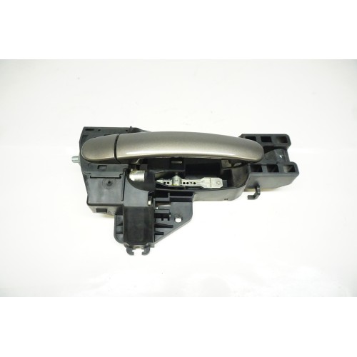 2008-2015 Audi TT Right Door Handle and Base 8J0837207