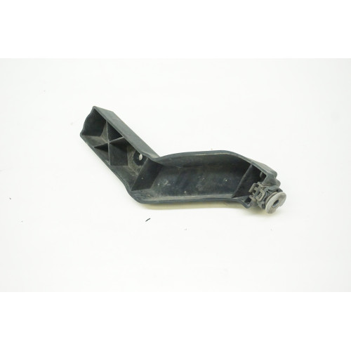 2016-2018 AUDI A6 Right Middle Rear Bumper Mount Bracket 4G8807348