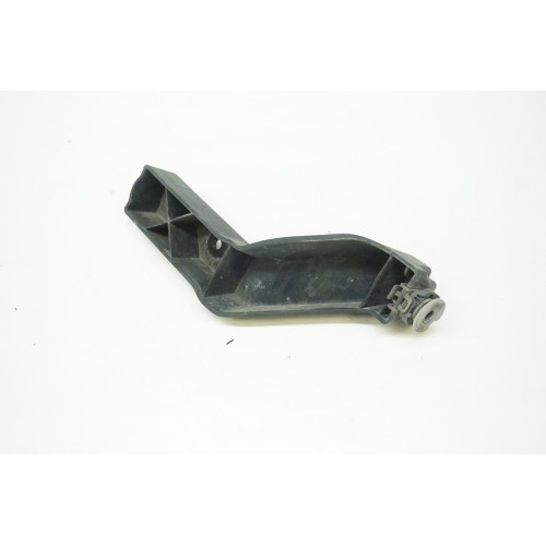 2016-2018 AUDI A6 Right Middle Rear Bumper Mount Bracket 4G8807348