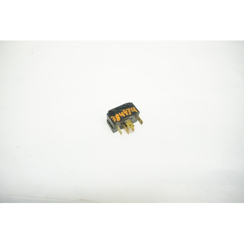 D2 Audi S8 Left Front Door Lock Unlock Switch 4A0962107